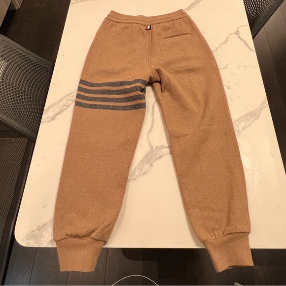 Thom Browne cashmere set - Picture 2 of 12